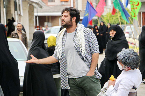 استقبال از نمایش خیابانی حراج در یادواره رسولان حرم مازندران + عکس