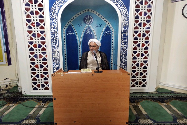 کرامت ذاتی انسان؛ مبنای طرح حقوق بشر در قرآن کرامت ذاتی انسان؛ مبنای طرح حقوق بشر در قرآن