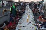 Cənubi Afrikanın Keyptaun şəhərində küçədə iftar yeməyi verilib