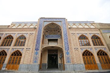 Tehranın böyük bazar məscidi