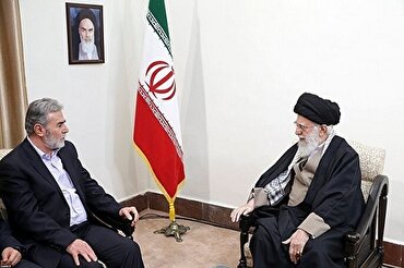 Palestinian Resistance Getting Stronger, Usurping Enemy Getting Weaker: Ayatollah Khamenei  