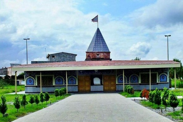 معرفی بقعه ناصرالحق در آمل