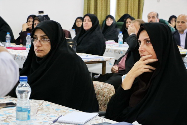 گزارش تصویری برگزاری دوره آموزشی قطبی مدیران مدارس شاهد در ساری