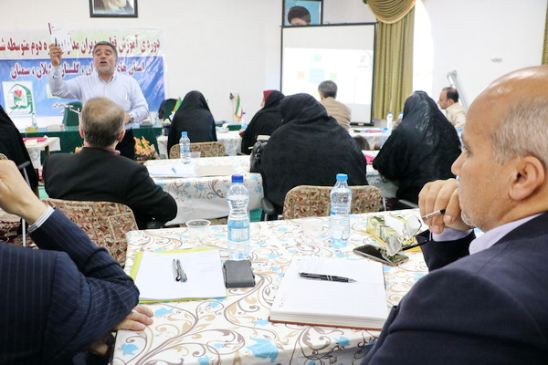 گزارش تصویری برگزاری دوره آموزشی قطبی مدیران مدارس شاهد در ساری