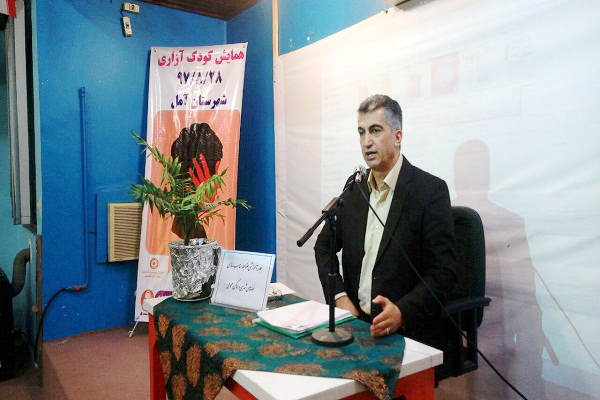 هنگامی که سرنوشت کودکی تسلیم  پدر و مادری ناآگاه می‌شود