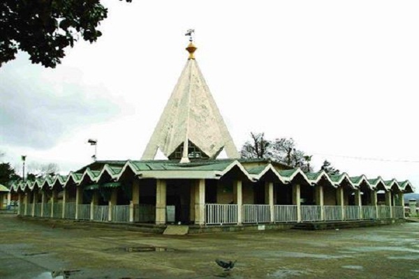امامزاده عبدالله(ع) آمل؛ مامنی در دیار علویان امامزاده عبدالله(ع) آمل؛ مامنی در دیار علویان