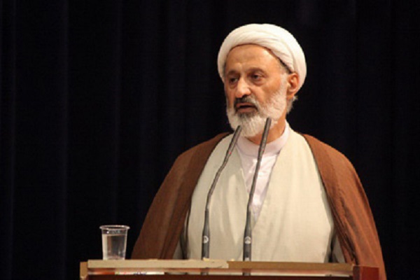 &laquo;مهجوریت&zwnj;زدایی قرآن&raquo; وظیفه مهم حوزه و روحانیت