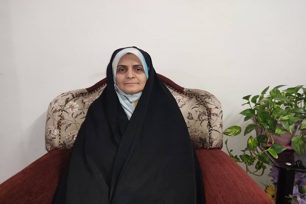 سوسن تقوایی حافظ قرآن