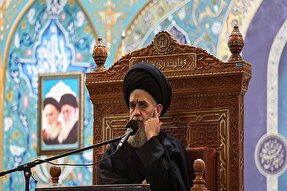 ارتباط معنوی با امام حسین(ع) زنگار از دل انسان پاک می‌کند