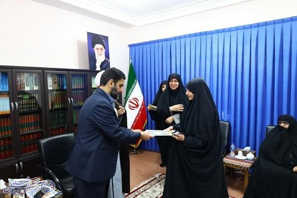 نشست فعالان فرهنگی بنیاد عفاف و حجاب دفتر نماینده ولی فقیه در مازندران با آیت الله محمد باقر  محمدی لائینی  در ساری