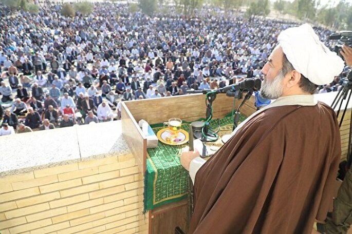 هر سخنی برای عادی‌سازی جنایت‌های تروریستی، بازی در زمین دشمن است