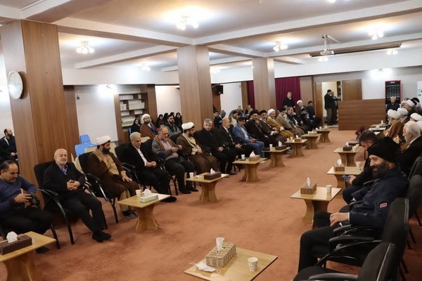 جشن عید مبعث در دفتر نماینده ولی فقیه در مازندران جشن عید مبعث در دفتر نماینده ولی فقیه در مازندران