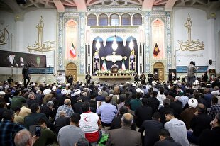 مراسم بزرگداشت شهدای خدمت در حرم بانوی کرامت برگزار شد + عکس