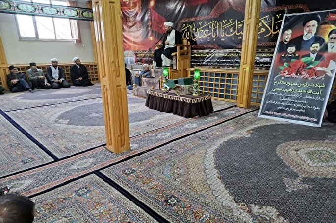 مسئولان منش آیت‌الله رئیسی را برای خود الگو قرار دهند