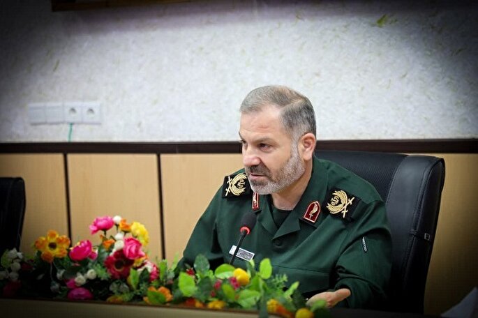 دلیران دفاع مقدس نگینی درخشان بر تارک انقلاب اسلامی هستند