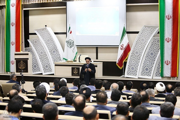 برگزاری محفل انس با قرآن در سازمان اوقاف + عکس