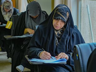 رقابت ۳۴۰ حافظ کل قرآن در مرحله سوم آزمون تخصصی حفظ + عکس