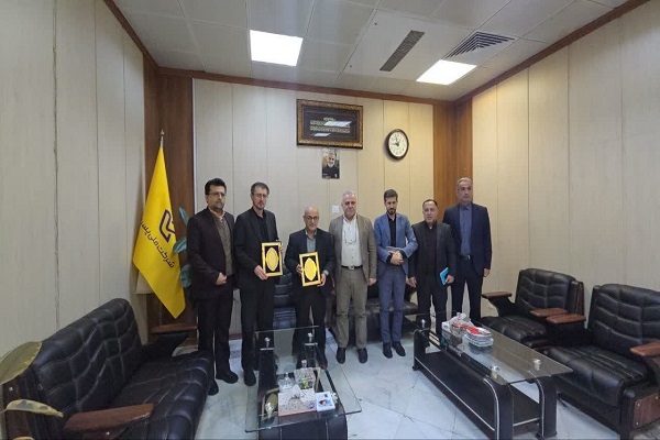 رونمایی از تمبر اختصاصی کمیته امداد مازندران در سالروز تاسیس کمیته امداد امام(ره)