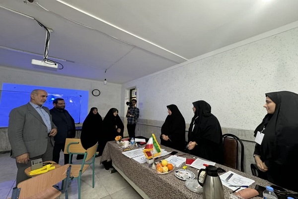 تجلیل از برگزیدگان شبکه بسیج مازندران