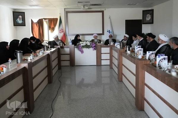 انقلاب اسلامی جایگاه بانوان را در حوزه تعلیم و تربیت ارتقا داد