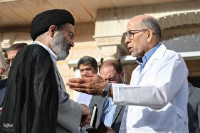 بازدید سرپرست حجاج ایرانی از مرکز پزشکی هلال احمر در مدینه