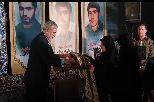 سومین یادواره ۶ شهید پرکوه دودانگه ساری با عنوان« غیور مله»