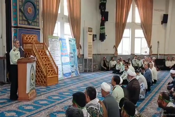 دیدار  رئیس عقیدتی سیاسی فراجا کشور با کارکنان نیروی انتظامی مازندران