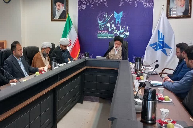 آیینه‌داری پیامبر(ص) در آیینه زمانه