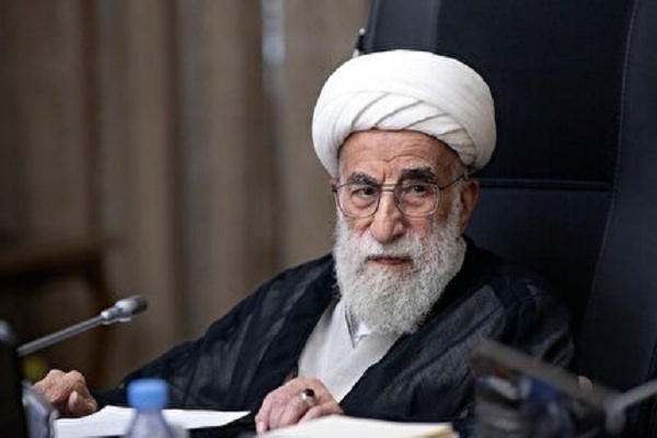 روش مدیریتی شهیدان رجایی و باهنر الگوی حل مشکلات کشور است