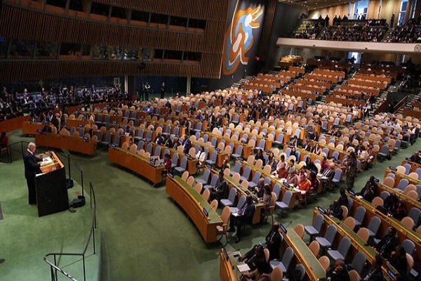 صندلی‌های خالی ترجمان عملی دیدگاه امام خمینی(ره)