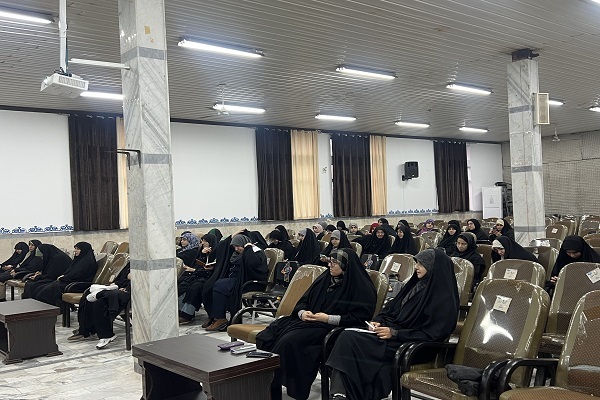 دوره تربیت مربی روایت‌گری قرآن کریم در دانشگاه فرهنگیان آمل آغاز به کار کرد