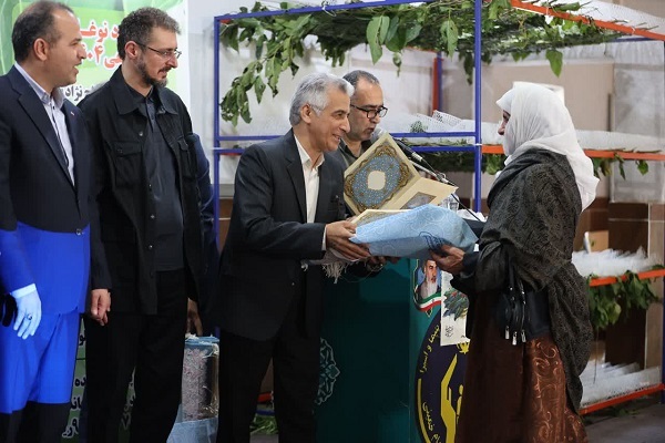 رونق تولید ملی بزرگ‌ترین مرگ بر آمریکا