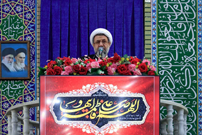 حضرت زهرا(س) الگویی برای جامعه بشری است