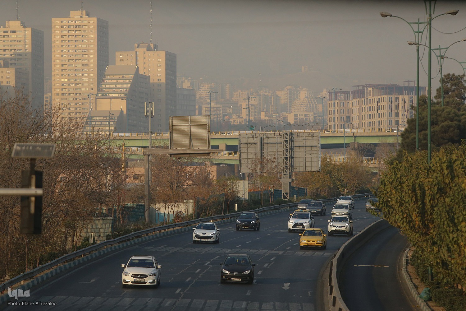 سومین روز نارنجی تهران با شاخص 128