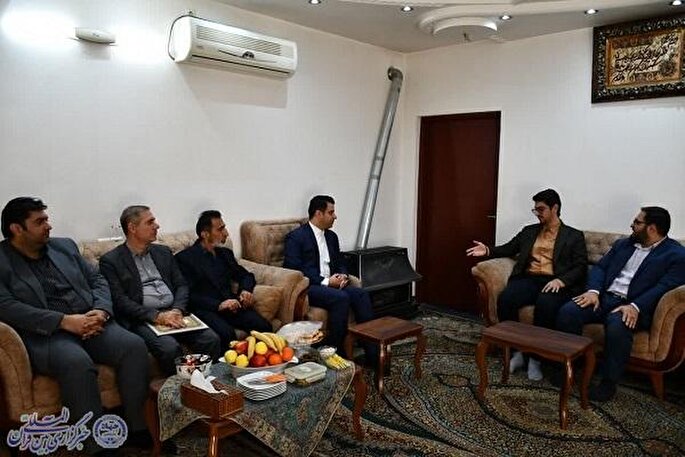 دیدار مدیرکل ارشاد مازندران با قاری ممتاز قائم‌شهری