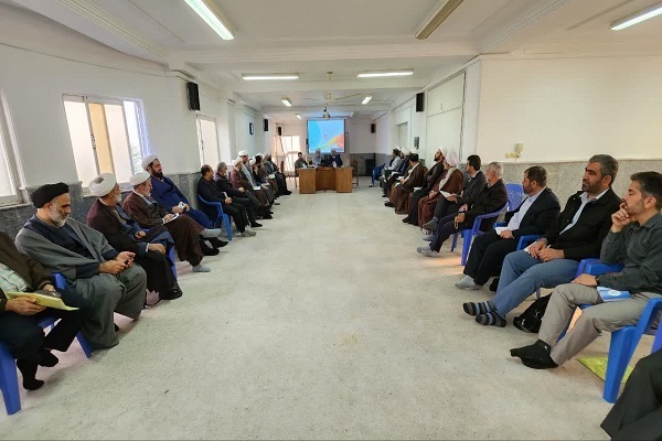 نشست هم‌اندیشی قرآنی و فرهنگی مازندران با محوریت «زندگی با آیه‌ها» برگزار شد