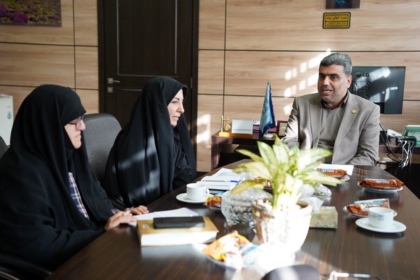 نشست شورای علمی چهاردهمین مناظرات دانشجویی مازندران