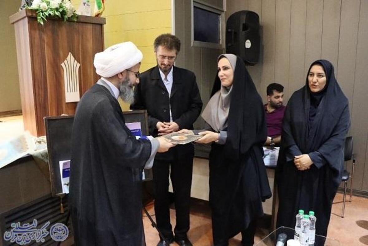 جشن ازدواج ۳۰ زوج آملی تحت حمایت کمیته امداد و توزیع جهیزیه