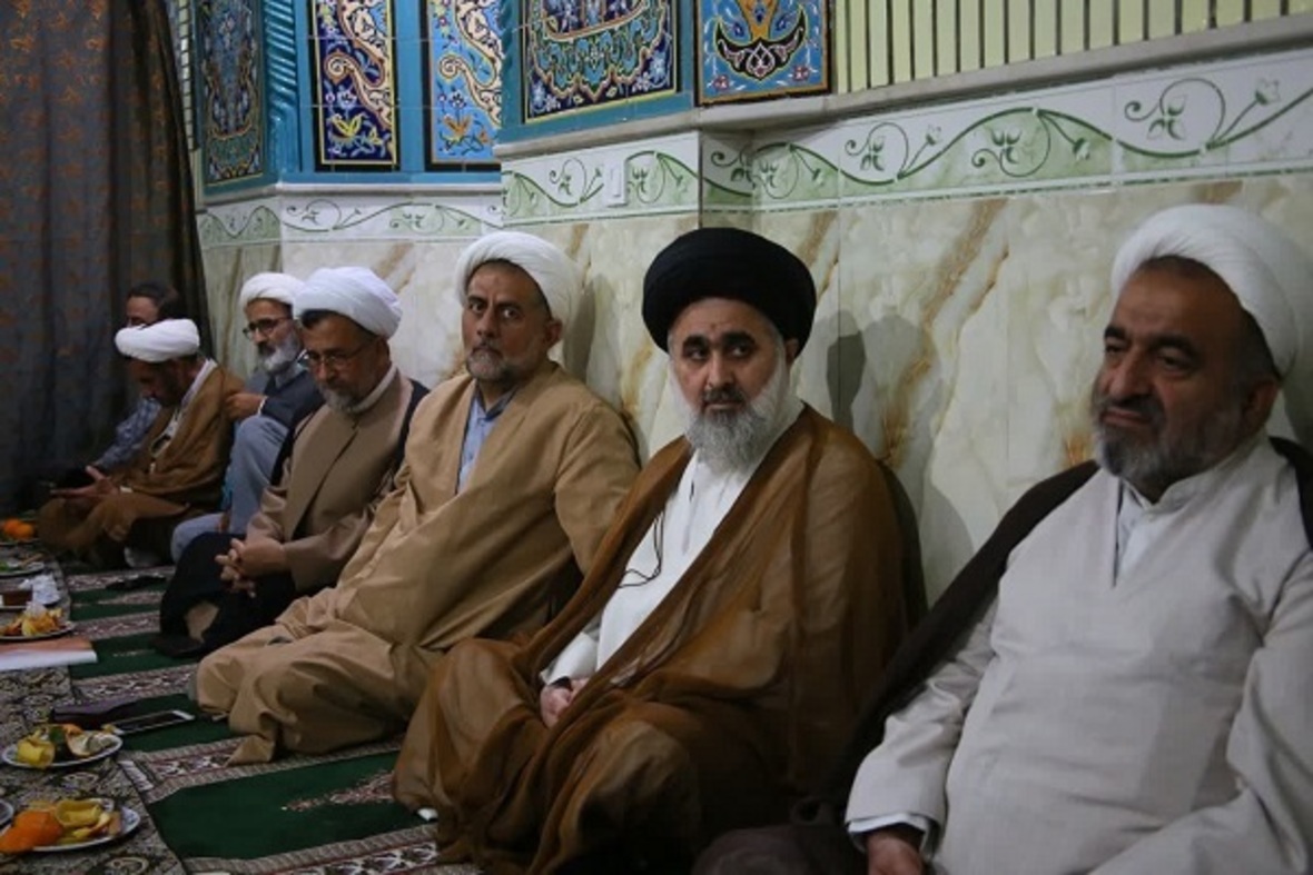 نشست پیشکسوتان دفاع مقدس با عنوان بزرگداشت شهدای خدمت که در منطقه بالاتجن قائم‌شهر