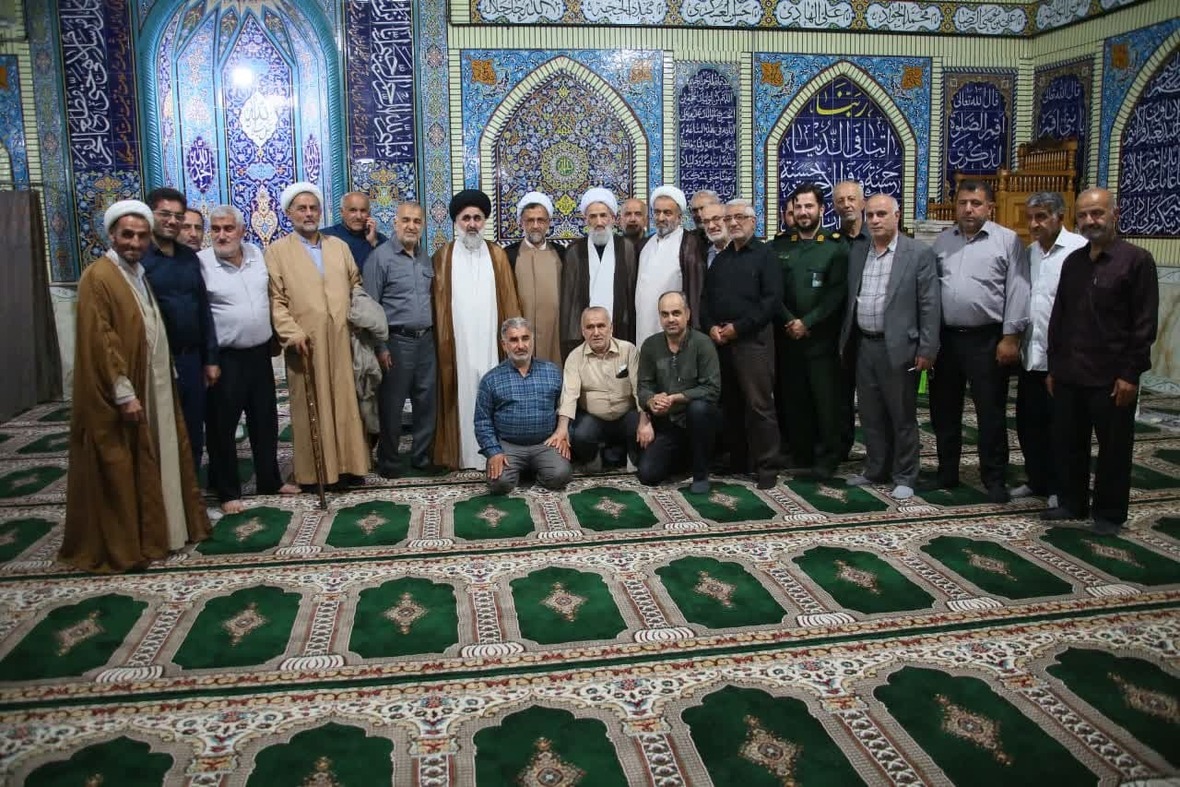 نشست پیشکسوتان دفاع مقدس با عنوان بزرگداشت شهدای خدمت که در منطقه بالاتجن قائم‌شهر