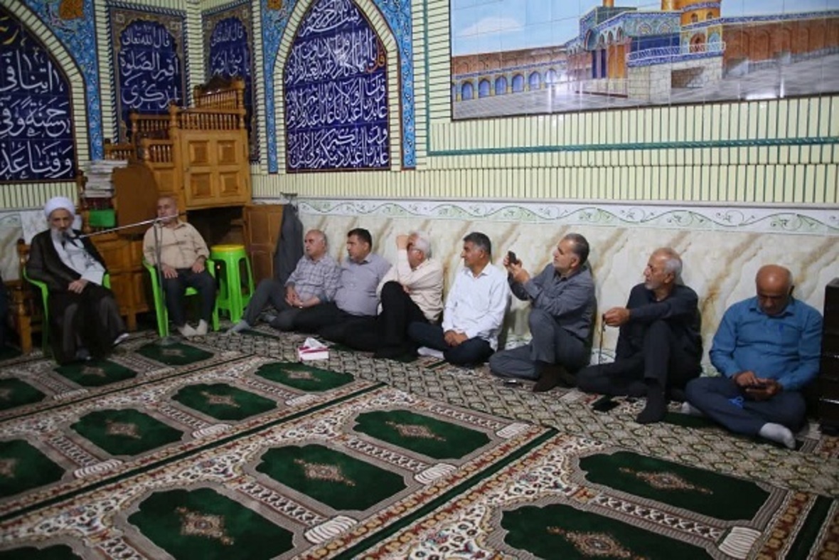 نشست پیشکسوتان دفاع مقدس با عنوان بزرگداشت شهدای خدمت که در منطقه بالاتجن قائم‌شهر