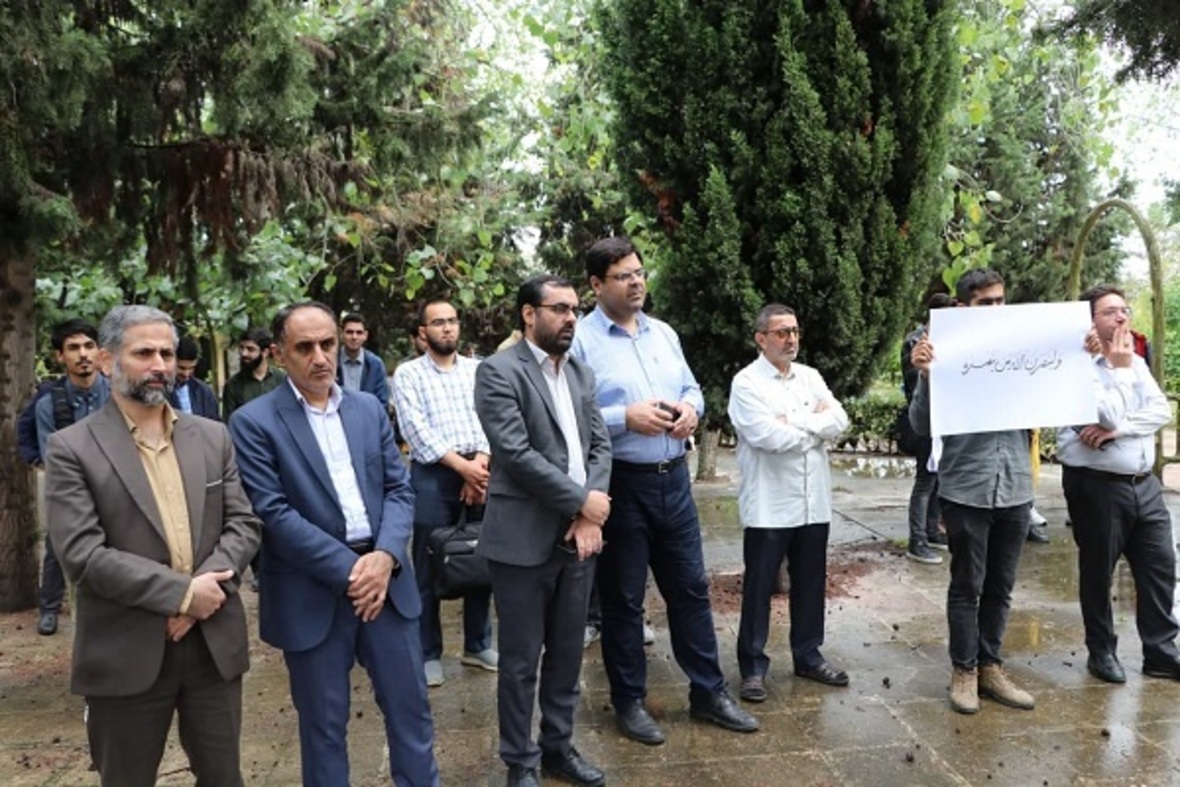 تجمع محکومیت حمله رژیم صهیونیستی به ضاحیه بیروت در دانشگاه مازندران