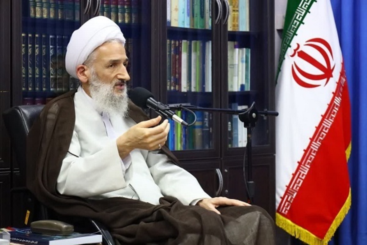 دیدار نماینده ولی فقیه در مازندران با مدیرکل و معاونان بیمه سلامت استان