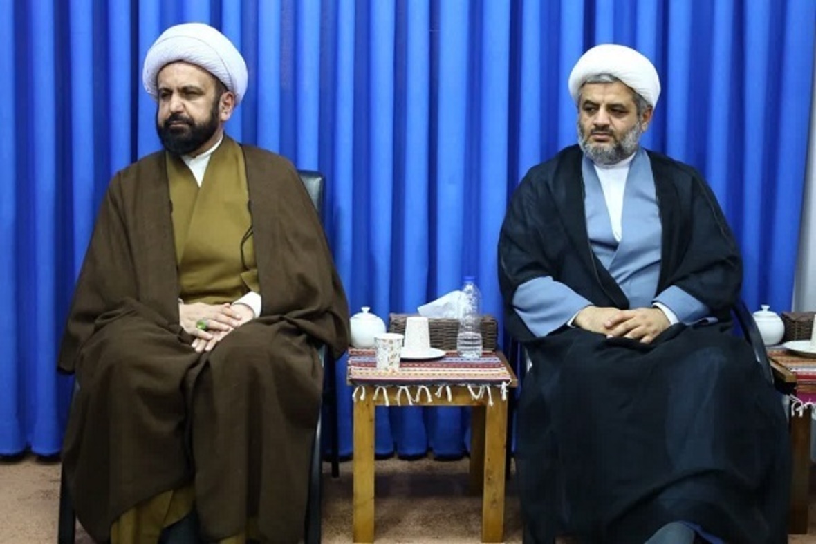 دیدار نماینده ولی فقیه در مازندران با مدیرکل و معاونان مرکز خدمات حوزه‌های علمیه استان گیلان