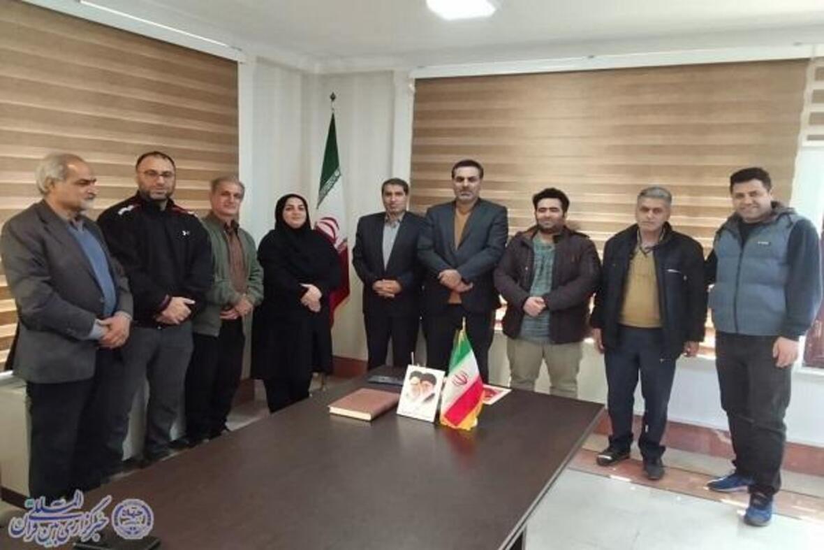 آیین تجلیل از فرزندان شهید و ایثارگران شاغل در فرهنگ وارشاد اسلامی بابلسر