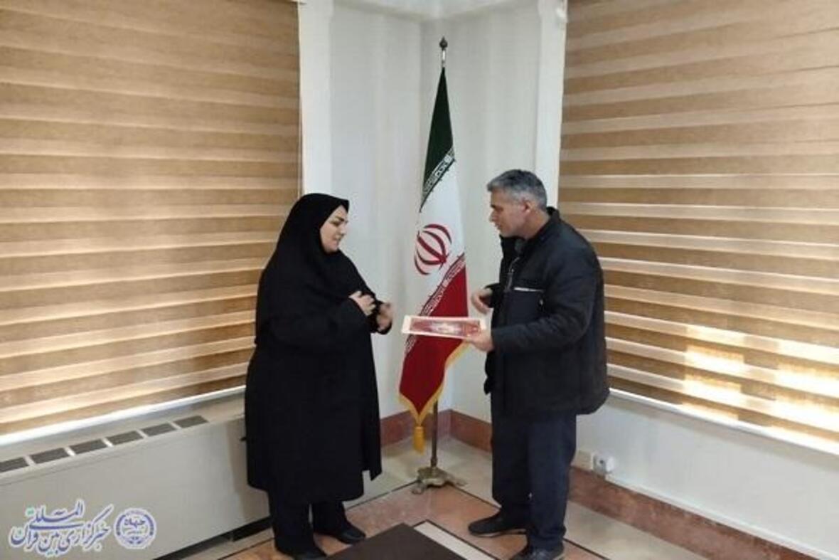 آیین تجلیل از فرزندان شهید و ایثارگران شاغل در فرهنگ وارشاد اسلامی بابلسر