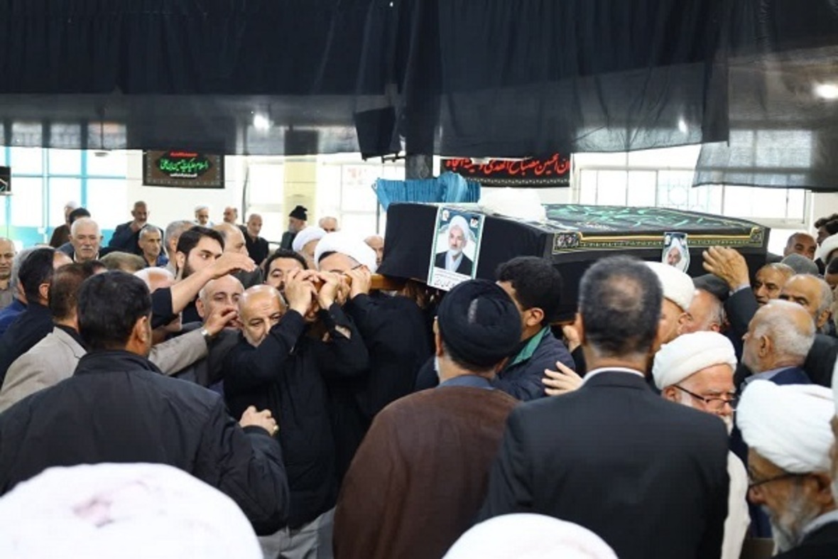 آیین تشییع پیکر حجت الاسلام والمسلمین حاج شیخ محمدعلی محمدی لائینی در نکا