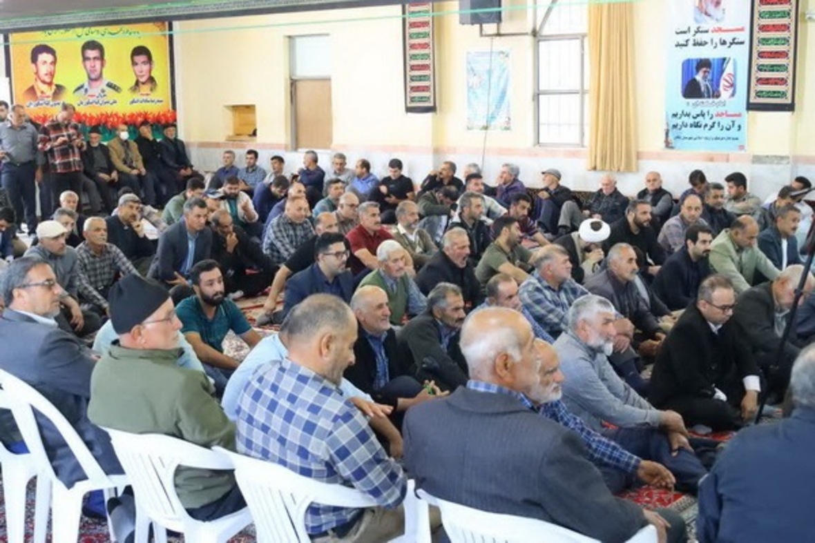 عکس یادواره شهدای روستای اشکور رامسر