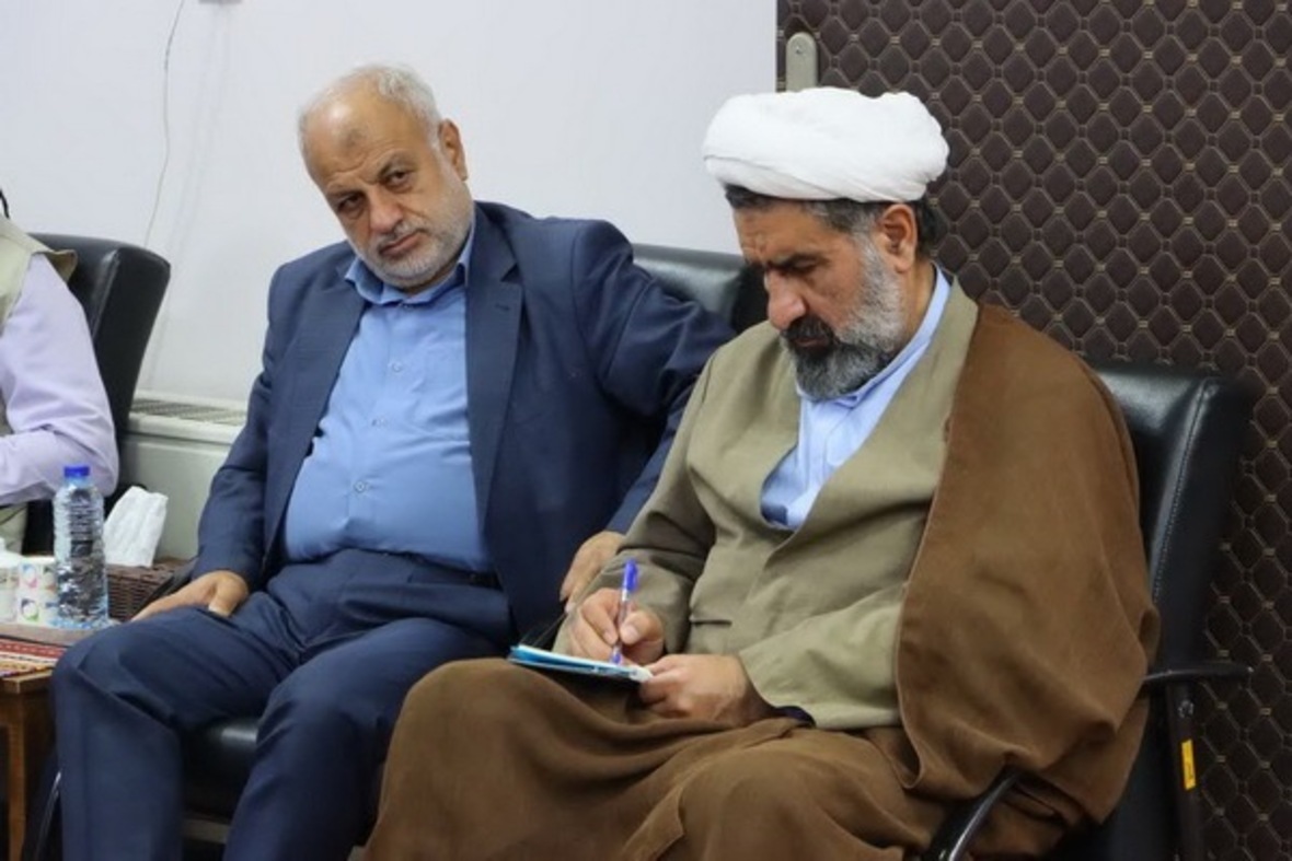 دیدار اعضای برگزاری یادواره شهدای دودانگه با آیت الله لائینی