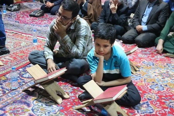 تجلیل از استاد سیدمحسن موسوی بلده در محفل قرآنی شهر بلده